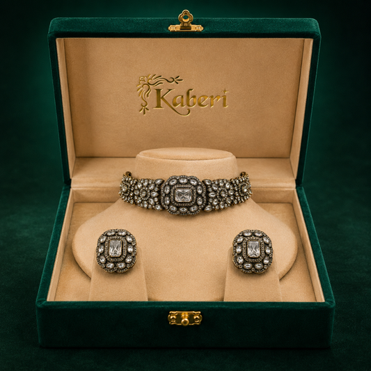 Kaberi Ruhani Collar Set (Crystal White)
