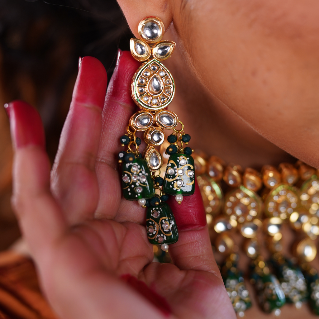 THE SHYAMAL HEIRLOOM SET( inspired by deep emerald green and luminous brilliance)