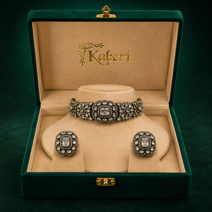 Kaberi Ruhani Collar Set (Crystal White)