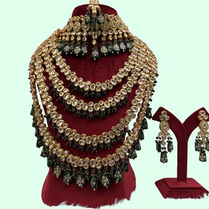 THE SHYAMAL HEIRLOOM SET( inspired by deep emerald green and luminous brilliance)